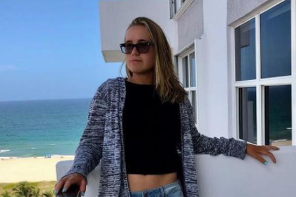 NEĆU DA VAM KAŽEM, TO ĆE OSTATI NAŠA TAJNA! Plavokosa teniserka bi ponovo da priča s Đokovićem u četiri oka!