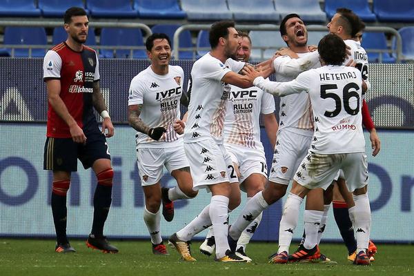 KALJARIJU NE POMAŽE NI NAINGOLAN, PIPOV BENEVENTO DO 3 BODA POSLE PREOKRETA! Svi čekaju duel Milana i Juventusa!