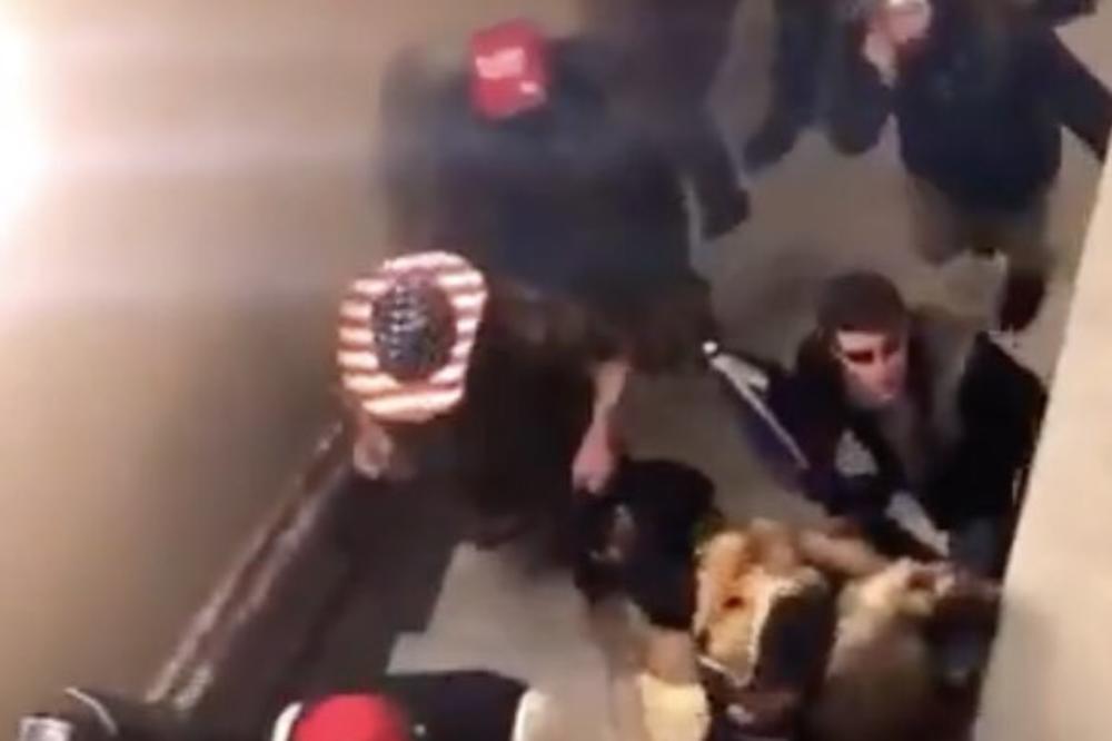 ARAPSKI MEDIJI IZVEŠTAVAJU O UPADU U ZGRADU AMERIČKOG KONGRESA! Ameri gledaju ovo i kažu DOKLE SMO DOGURALI (VIDEO)