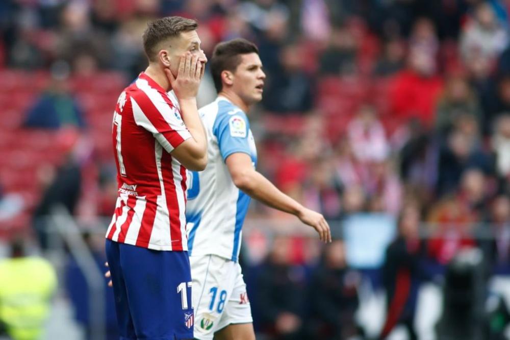 ŠAPONJIĆ U NOVOM DRESU: Bivši fudbaler Partizana potpisao ugovor sa klubom iz glavnog grada Slovačke!