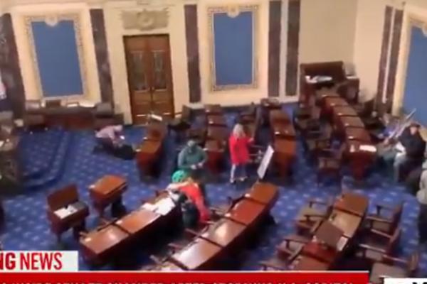 DRAMA U KONGRESU SAD: Umalo tuča među republikancima (VIDEO)