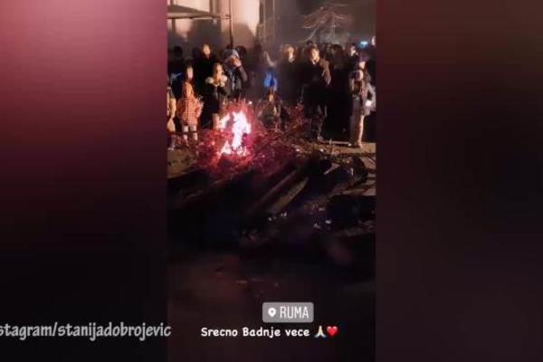 SA KIM TO STANIJA SLAVI BADNJE VEČE? Pokazala svog SE*SI MACANA, a OVAJ klip otkriva svu njihovu INTIMU!