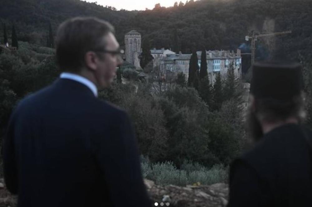 VUČIĆEVA PORUKA ZA BOŽIĆ: Ujedinjeni za snažniju Srbiju i očuvanje nacionalnih interesa