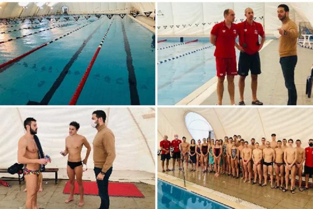 UDOVIČIĆ OPET NA BAZENU, ALI NIJE USKOČIO U NJEGA: Ministar iznenadio plivače na Božić!