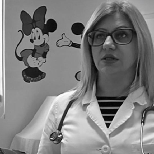 KAO SESTRA U HRISTU I KAO MAJKA POKAZIVALA JE LJUBAV: Reči vladike Teodosija na sahrani doktorke Sonje PARAJU DUŠU!