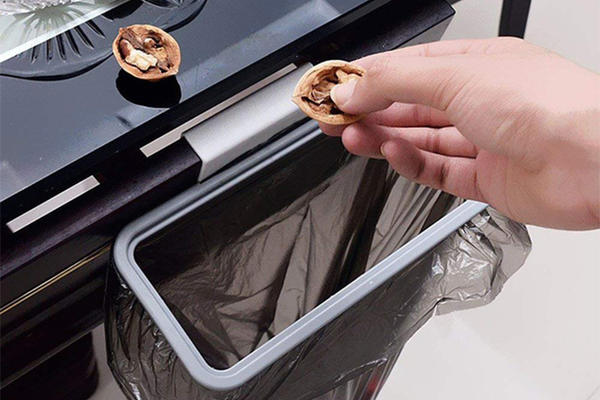 DRŽAČ ZA KESE ZA ĐUBRE: Manji od obične kante bar 10 puta, stavlja se BEZ bušenja i drži do 5kg!