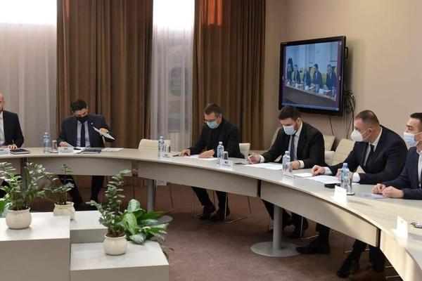 SASTANAK PREDSEDNIŠTVA POSLANIČKE GRUPE PRIJATELjSTVA I SARADNjE SA NARODNOM SKUPŠTINOM REPUBLIKE SRPSKE