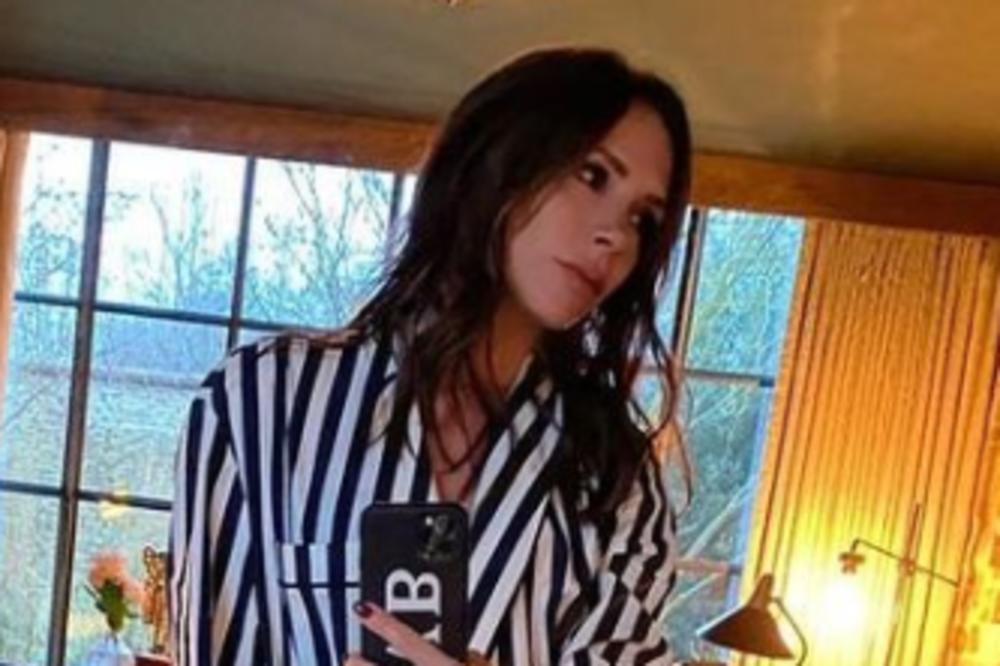 PEVAČICA RASKRINKALA MUŽA, PA OTKRILA KAKAV IMA P*NIS: Šokiraćete se (FOTO)