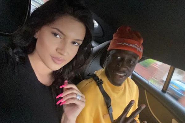 BAHATA ZVEZDA SITIJA OPET NA STUBU SRAMA: Zbog "DRUŽENJA" sa SE*S BOMBOM ponovo prekršio pravila Kovid protokola!