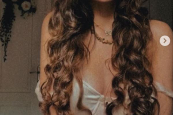 BRESKVICA SE NAKON RASKIDA SKINULA! Isplivala PERVEZNA INTIMNA FOTKA, GRUDI I G*ZA BUKNULI, cela NAULJENA I VLAŽNA