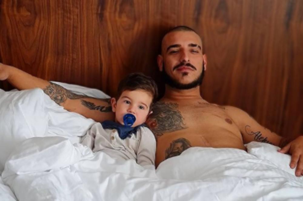 DARKO LAZIĆ ŽIVI NA POLA JAJETA DNEVNO, IZGUBIO JE 88 KILOGRAMA! Želi još da smrša, malo dete JEDE VIŠE nego pevač!