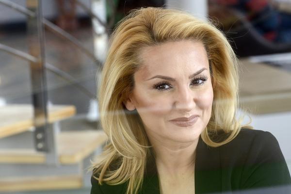 BILA JE NA IVICI RAZVODA, ALI JOJ JE ĆERKA SPASILA BRAK: Goca Tržan imala je ŽESTOKE SVAĐE SA MUŽEM, umalo PUKLA!