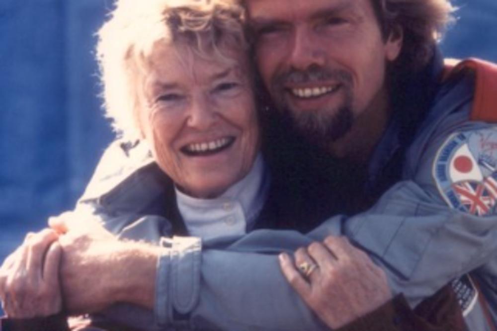 TUGA, I ONA JE DANAS PREMINULA OD KORONE: Sada se oglasio njen SIN!