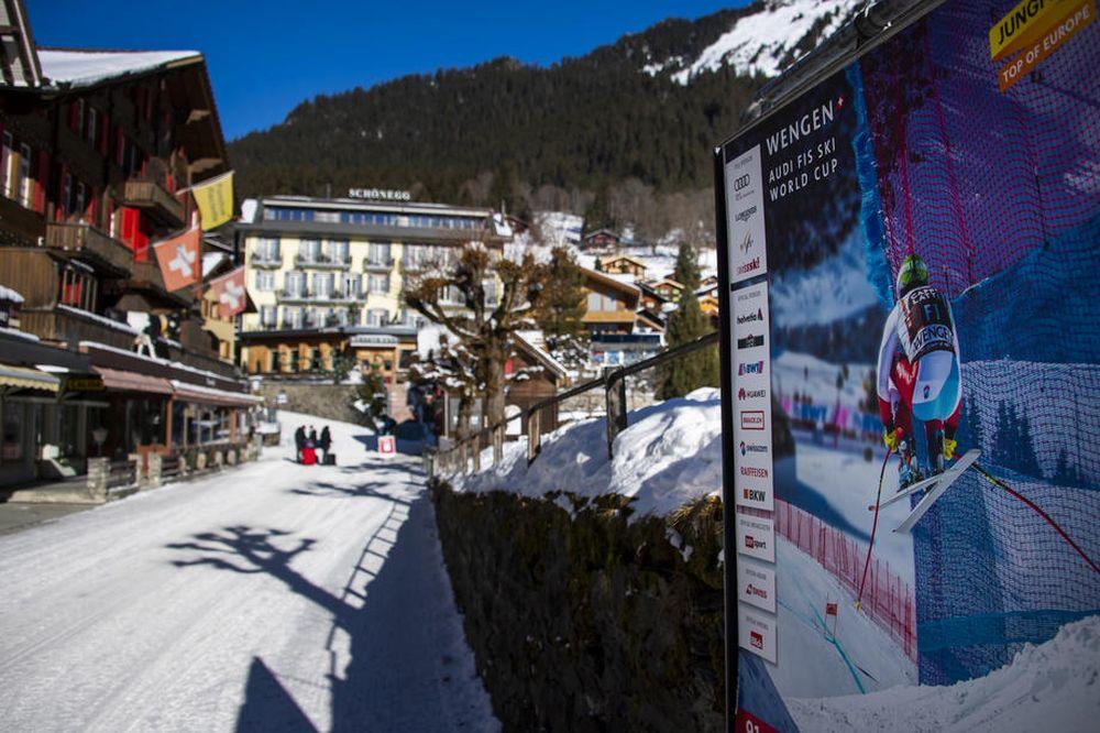 PRONAĐENI SKIJAŠI NA CRNOM VRHU: Izgubili se u šumi, vatrogasci uspeli da ih izvuku