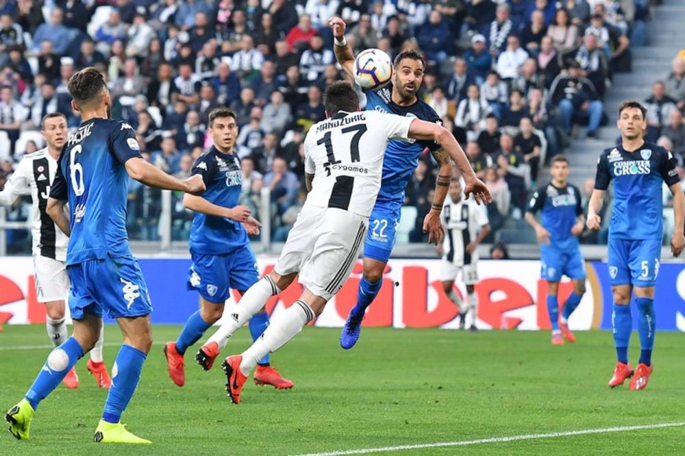 MILAN JOŠ JAČI NEGO SAD NAPADA ZVEZDU: Još jedan Hrvat preti Borjanu, a očekuje se i štoper Čelsija!