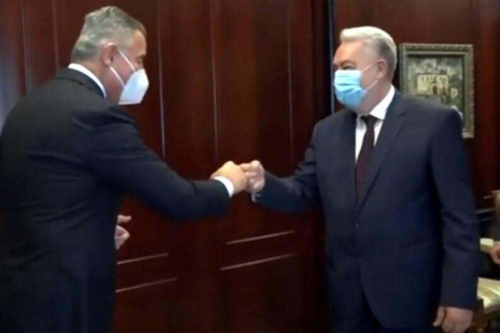 POČEO SASTANAK O KOHABITACIJI: Krivokapić, Abazović i Bečić sa Đukanovićem iza zatvorenih vrata!