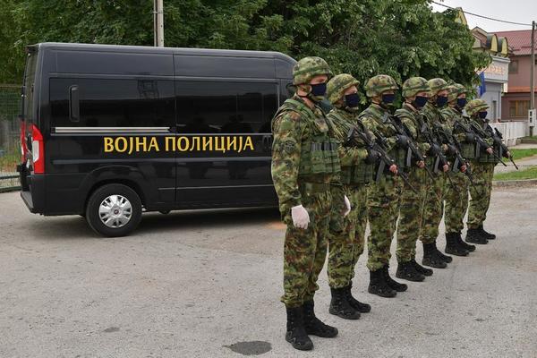 DETALJI SMRTI U PANČEVAČKOJ KASARNI: Telo vojnik (21) pronađeno je pored stražarske kućice sa ranom na glavi