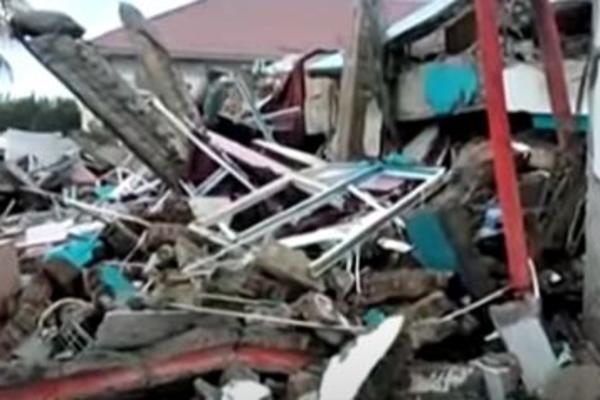 RAZORAN ZEMLJOTRES U INDONEZIJI! Situacija se ne smiruje, preti opasnost i od CUNAMIJA