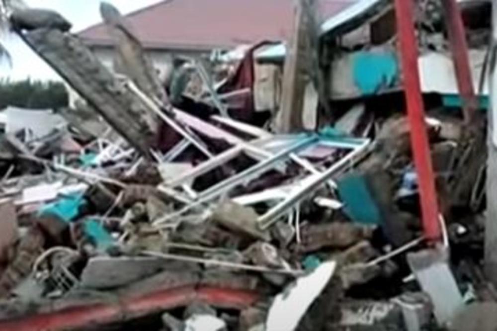 HOROR SCENE OD ZEMLJOTRESA! Ostale samo ruševine, potresne scene na sve strane! (VIDEO)
