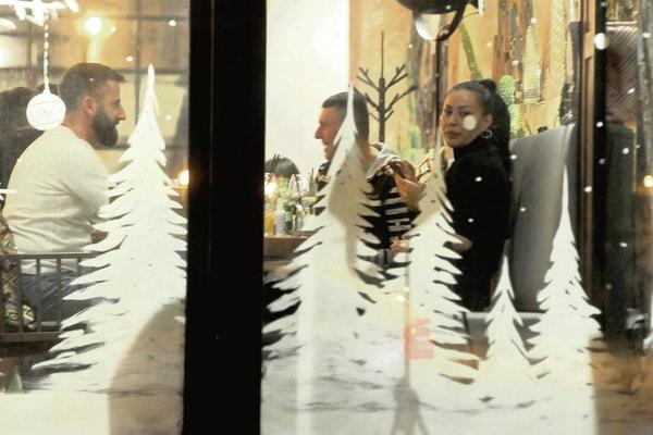 (ŠOK FOTKE) CECA DOVELA ANASTASIJU KOD DEČKA U RESTORAN! Ono što je usledilo ZBUNILO ČITAVU JAVNOST, šta se dešava?