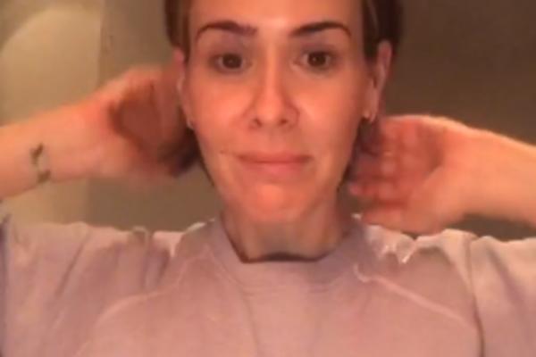 KAKVA SKANDALČINA! SLAVNA GLUMICA SE ZALJUBILA U 32 GODINE STARIJU KOLEGINICU! "Nemoj da se ljutiš na mene"..