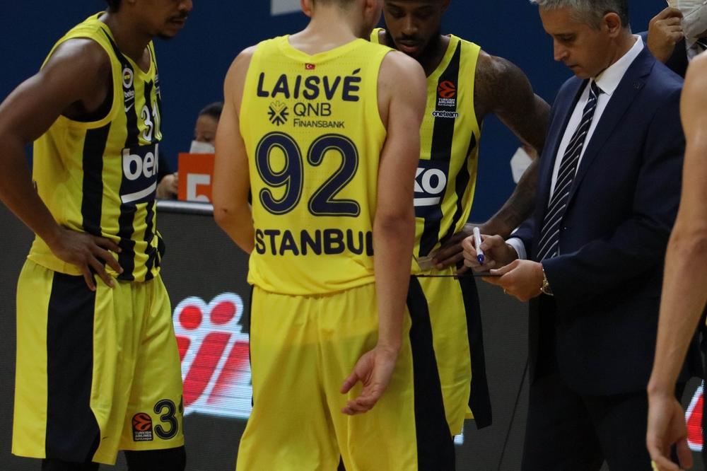 NAKON DOBRIH PARTIJA U EVROLIGI, FENER IZGUBIO U GRADSKOM DERBIJU! Bešiktaš pokorio Istanbul na leđima Blekmona!