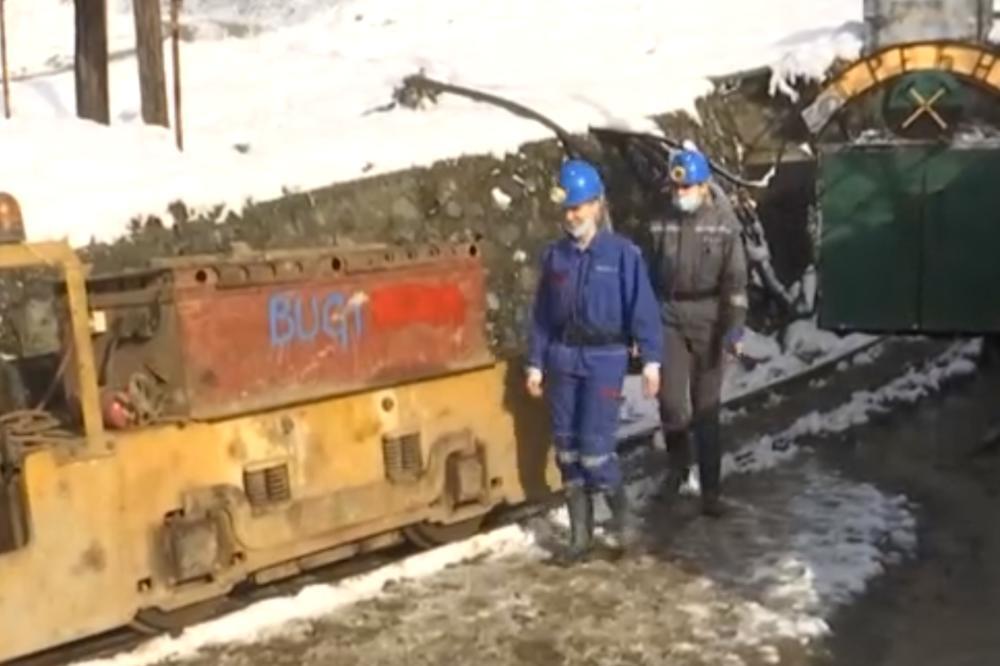 KRISTINA I TAMARA SU NAJHRABRIJE SRPKINJE: Svakodnevno ulaze u jamu rudnika, HODAJU KROZ VODU I BLATO (FOTO)