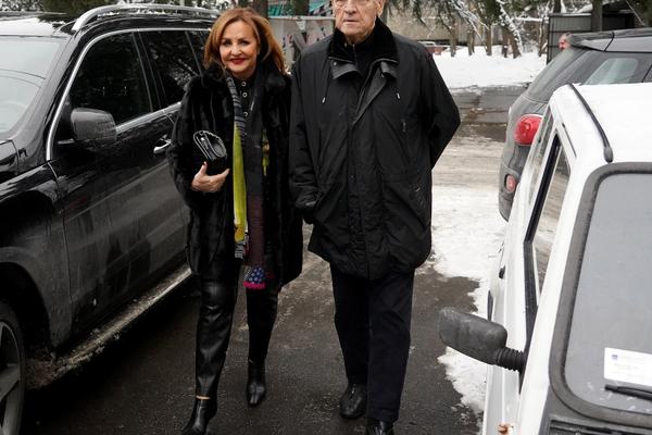 ANA BEKUTA ZVALA MRKINU BIVŠU ŽENU? Razlog je ZDRAVLJE, bila je vrlo UPLAŠENA?