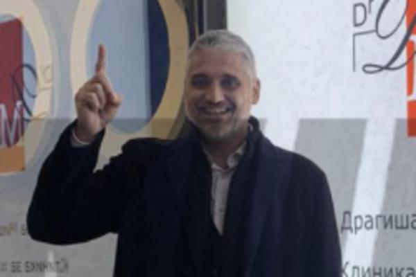 OVAKO ČEDA SADA IZGLEDA: Prva slika Čedomira Jovanovića NAKON LEČENJA! (FOTO)