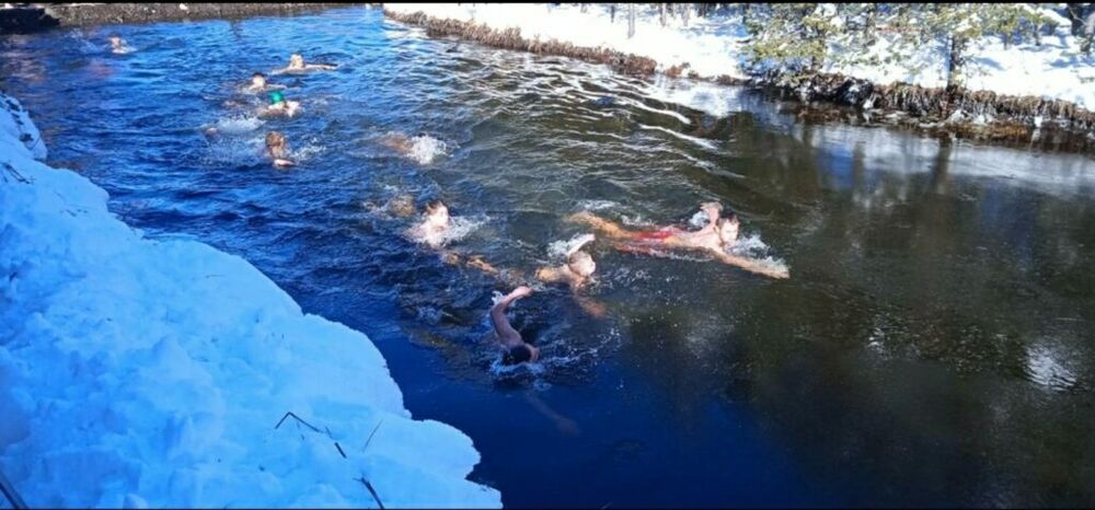 Plivanje za časni krst