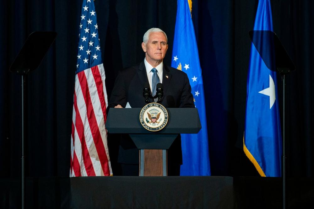 MAJK PENS IZLAZI IZ TRKE ZA PREDSEDNIKA SAD: Svima saopštio odluku