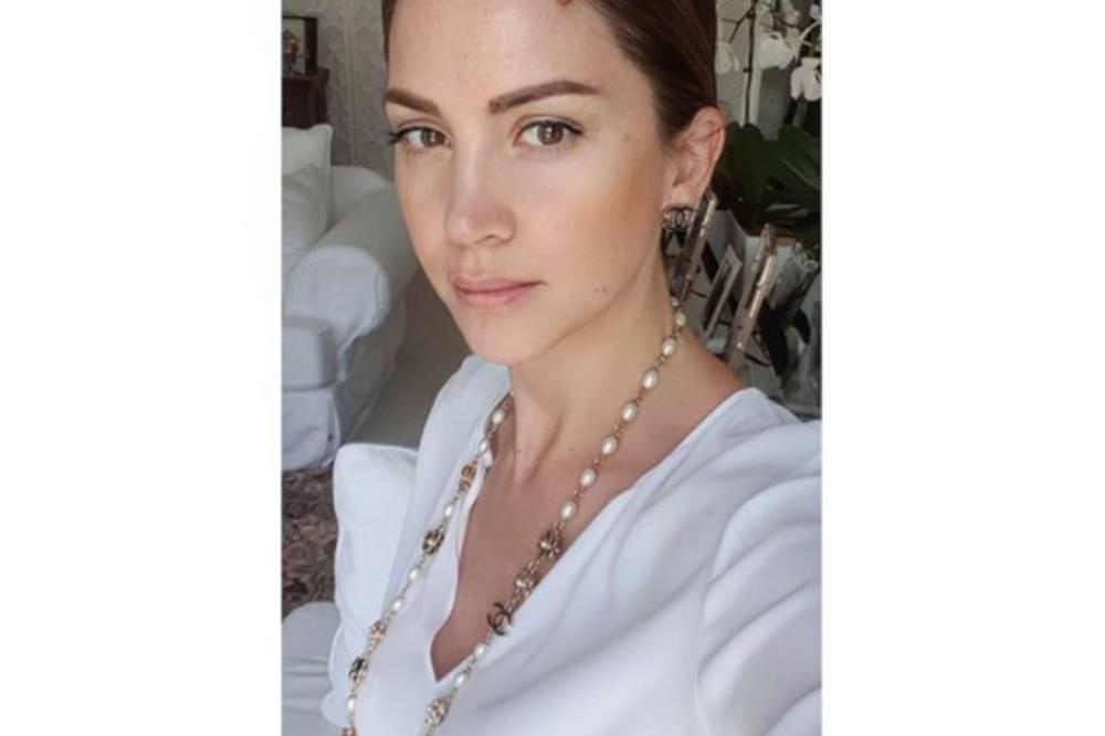 MOĆNE PORODICE JEDNA PORED DRUGE: Jelena Bin Drai proslavila rođendan, ONI su bili GLAVNI na slavlju!