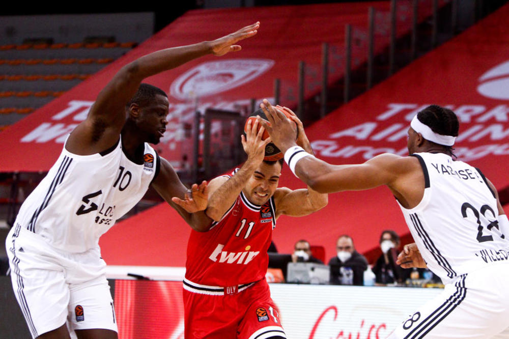 SLUKAS TROJKOM SPASIO OLIMPIJAKOS! Grci savladali Asvel tek posle produžetka! (VIDEO)