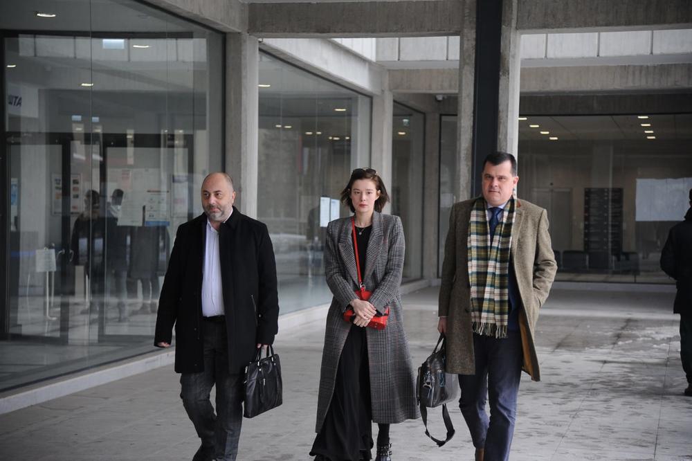 ADVOKAT MILENE RADULOVIĆ OTKRIO SVE O FOTOGRAFIJI NA KOJOJ JE GLUMICA NASMEJANA: Ovim je STAVLJENA TAČKA na sve!