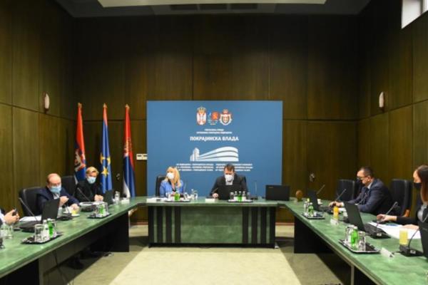 PRAVO NA POMOĆ: Nezaposlenim majkama u AP Vojvodini 15.000 dinara mesečno za treće i četvrto dete