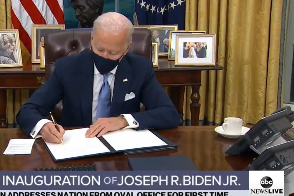 BAJDEN OŠTRIJI NEGO IKAD: Odluka o skidanju maski je NEANDERTALSKO RAZMIŠLJANJE!