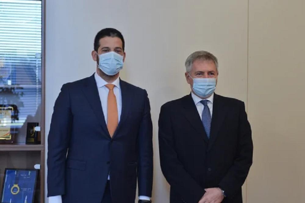 UDOVIČIĆ SE SREO SA SLOVAČKIM AMBASADOROM: Intenzivira se saradnja dve zemlje u oblasti sporta i omladine!