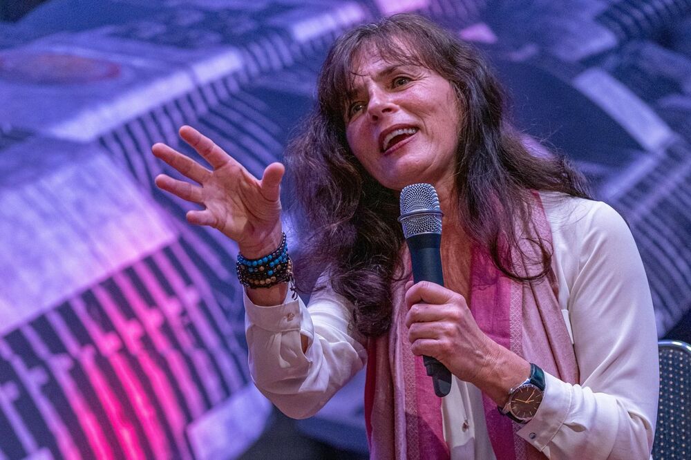 Mira Furlan