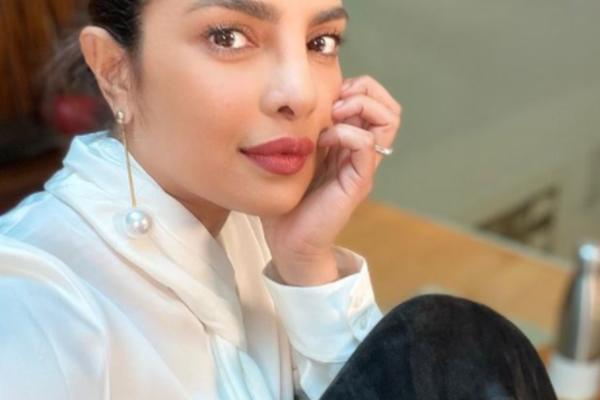 TWITTER IM BIO SUDBONOSAN! Bivša miss sveta progovorila o braku sa 10 godina mlađim muzičarem!