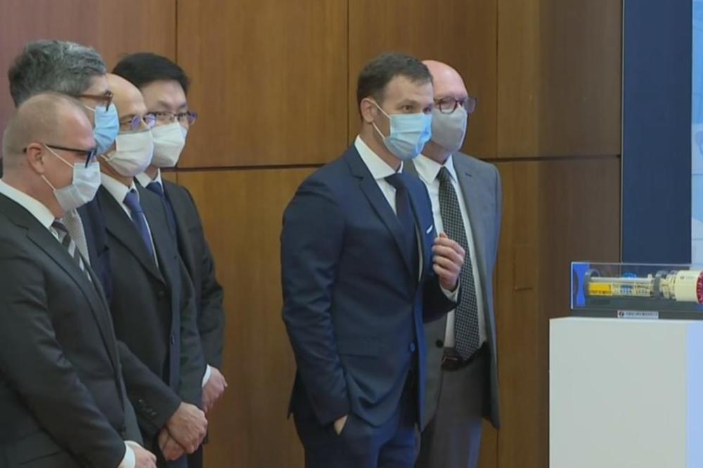 VELIKI DAN ZA SRBIJU I BEOGRAD: Mali potpisao memorandum, izgradnja metroa kreće krajem 2021!