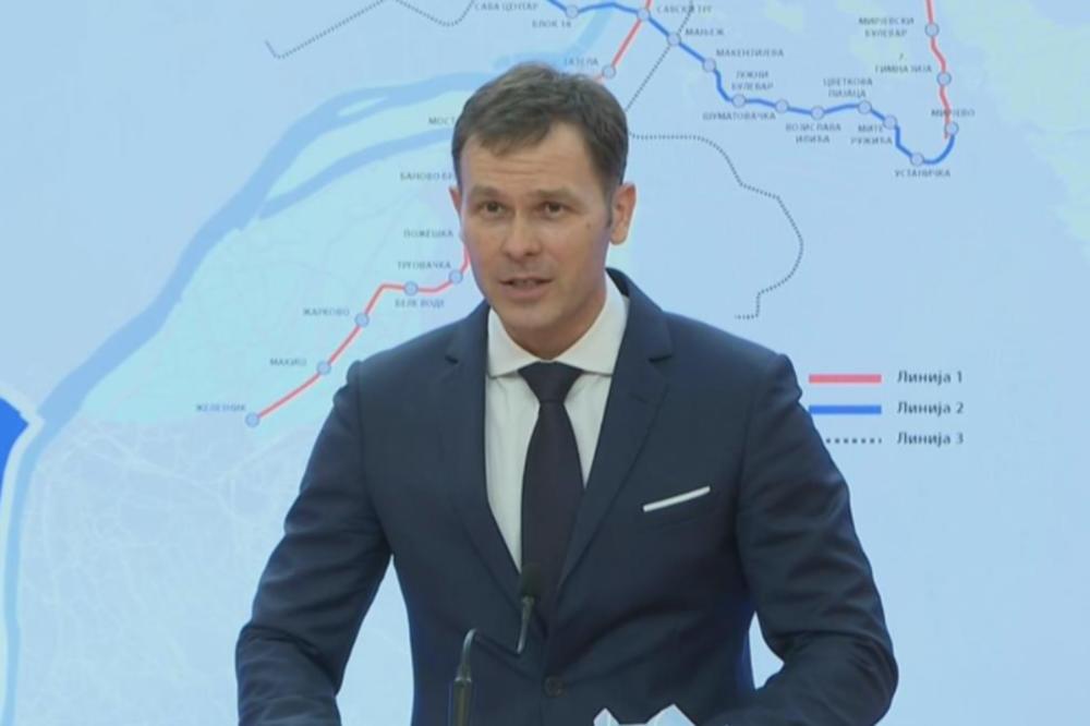 MALI PODELIO FOTOGRAFIJU SA SASTANKA U FRANCUSKOJ: Predložiće nam modele vagona, a o tome odlučuju BEOGRAĐANI!