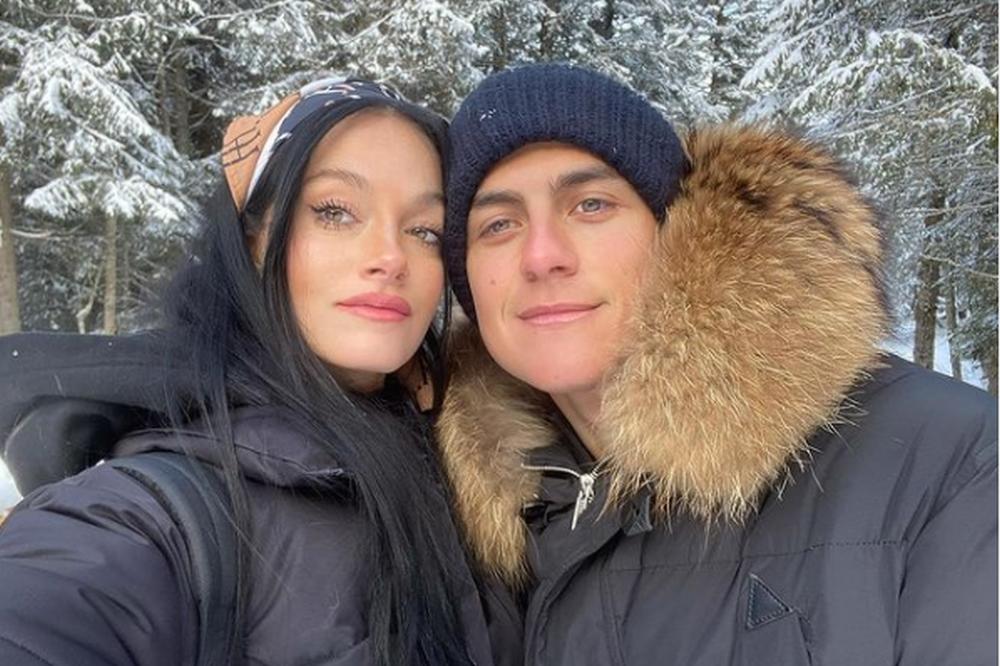 VOLI DIBALU, ALI I DEVOJKE! Sabatini posle trogodišnje veze sa asom Juvea otkrila da je biseksualka! (FOTO)