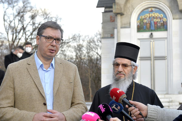 VUČIĆ REKAO VAŽNU STVAR O AMERIČKOJ VAKCINI: Svima je smanjena isporuka iz Fajzera, ali mi TRAŽIMO NAČIN