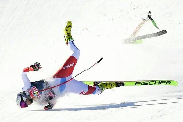 DOBRO DA JE UOPŠTE ŽIV! PRELOMI, POTRES MOZGA... Poznate povrede skijaša posle horor pada pri brzini od 150 km/h!