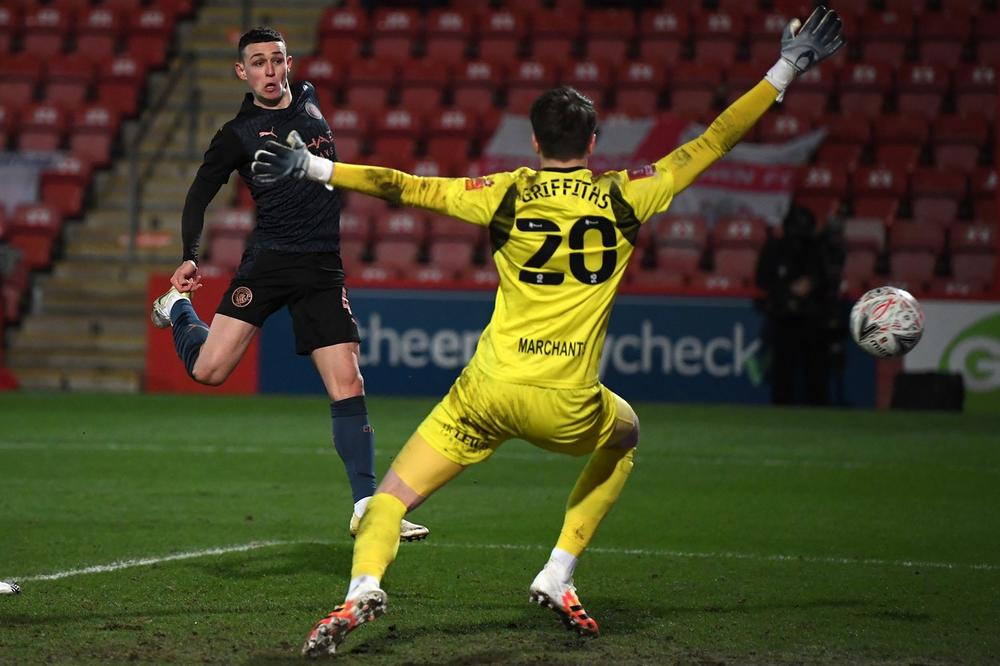 DEVET MINUTA ČETVOROLIGAŠA DELILO OD SENZACIJE! Siti u ekpresnom roku postigao tri gola i spasao se bruke!