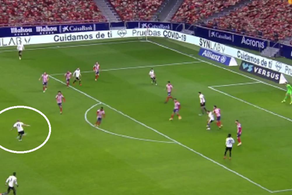 KAKVA GOLČINA UROŠA RAČIĆA, ŠTA JE OVO, LJUDI?! Bomba sa 25 metara u rašlje, ni tri Oblaka ovo ne bi odbranila!