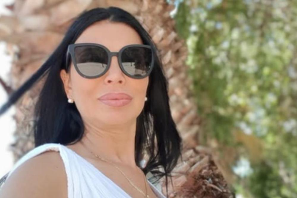 ČUVENOJ VODITELJKI DEMOLIRALI STAN! Na krevetu je zatekla nešto STRAVIČNO!