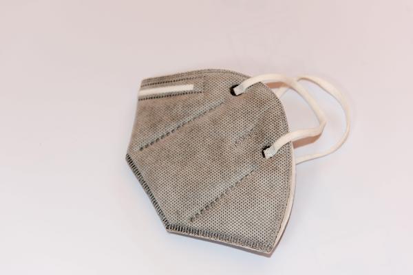 CDC PREPORUČUJE: U zatvorenom prostoru maske i za VAKCINISANE GRAĐANE