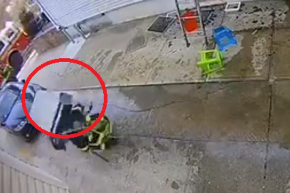 HOROR, NA VATROGASCA PAO KLIMA UREĐAJ! Snimljena je cela užasna scena! (VIDEO)