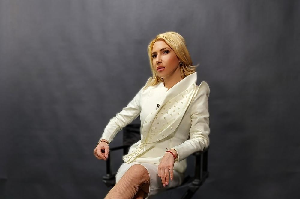 JOVANA JEREMIĆ BEZ DLAKE NA JEZIKU: Imala je loše iskustvo sa političarima, JEDVA JE ŽIVU GLAVU IŠČUPALA!
